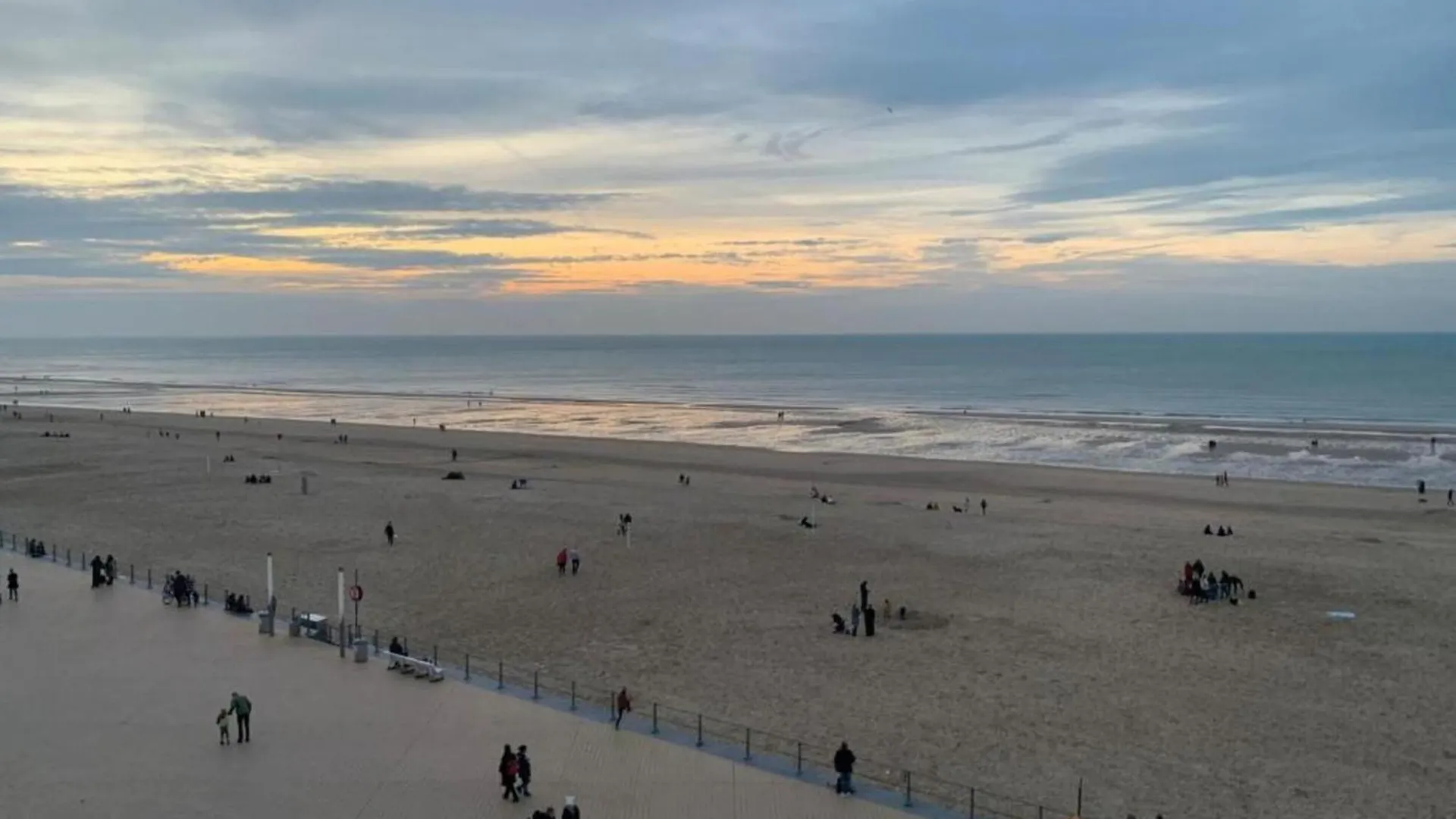 Apartment In Mountain Gateway Oostende Belgien
